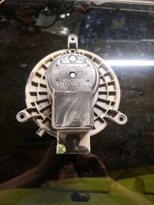 06-20 Dodge Grand Caravan/ 06-16 Town & Country motor soplador trasero 0701132570 Foto 1 de 2