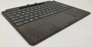 Microsoft Surface Pro Signature Keyboard Platinum W/Slim Pen 2 1864/8X8-00061 - Photo 1/9