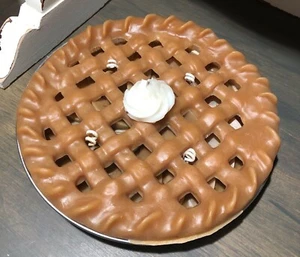 Candles, LIFE LIKE 9" PIES - Picture 1 of 6