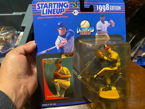 GREG MADDUX ATLANTA  BRAVES 1998 EXT. SER.STARTING LINEUP Action Figure w/ Card Cover