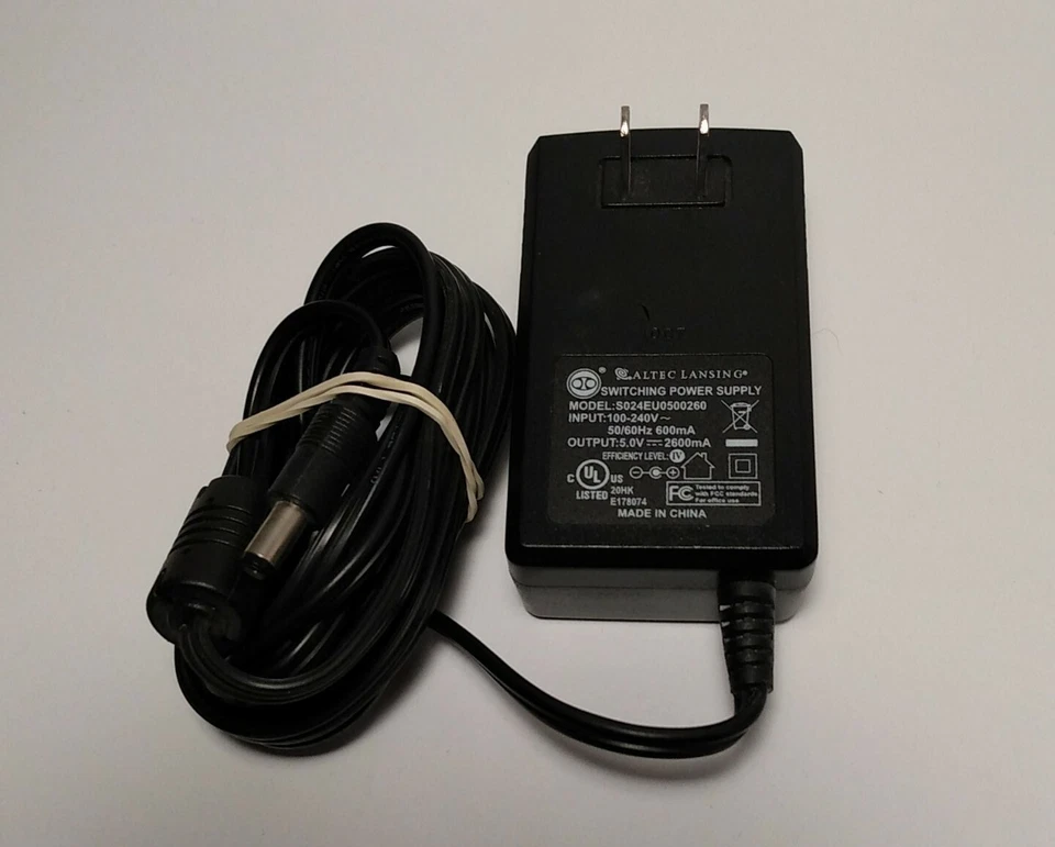 Fuente de alimentación conmutada Altec Lansing S024EU0500260 5,0 V 2600 mA (probada) Foto 1 de 3