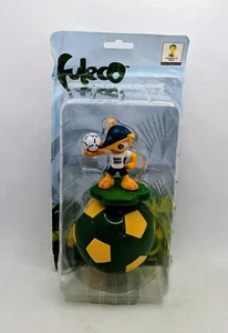 2014 Fuleco Brazil Brasil FIFA World Cup Mascot Mini Soccer Ball And Figure - Picture 1 of 3