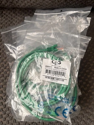 4FT Cat5E RJ45 Ethernet LAN Network Snagless Patch Cable Green - Image 1 of 2