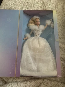 BARBIE ''Winter's Reflection'' Doll Blonde 2002 Mattel #55682 - Picture 1 of 4