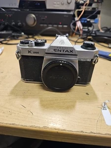 Pentax K1000 SLR Film Camera - Parts or Spares-100% Untested. - Picture 1 of 20