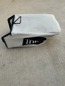 Conjunto de bolsa colectora de césped Toro con marco - Usado en Excelente Condición - Imagen 1 de 5