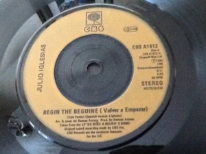 JULIO IGLESIAS . BEGIN THE BEGUINE ( VOLVER A EMPEZAR ) 1981. NR. MINT . - Picture 1 of 2