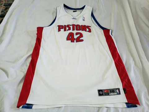Jerry Stackhouse Pistons Jersey 56 Authentic Cover