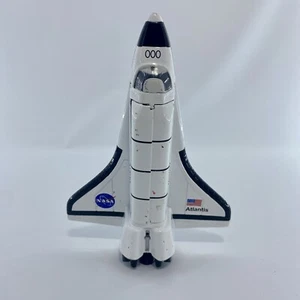 Daron United States NASA Space Shuttle Atlantis Diecast & Plastic Pull Back Toy - Picture 1 of 11