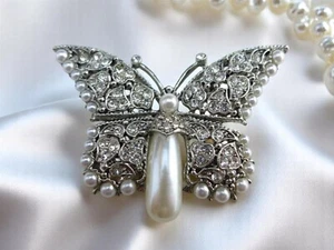 Kenneth Jay Lane KJL Couture Pearl & Crystal Antiqued Silver Butterfly Pin New - Picture 1 of 4