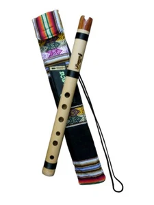 Professional Lupaca bamboo and Bloodwood Quena in G - Picture 1 of 3