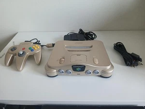 console Nintendo 64 Gold - Picture 1 of 3
