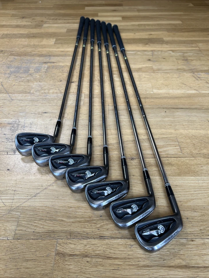 Left Handed Cleveland CG7 Tour Iron Set / 4-PW / S300 Stiff Flex  Cleveland Grip - Image 1 of 4