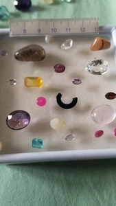 LOT KARAT EDELSTEINE. 54,80 - Bild 1 von 3