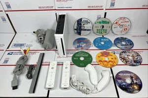 Nintendo Wii Console Bundle W/ Super Mario + 10 Games- SAME DAY SHIP —-WARRANTY - Picture 1 of 9