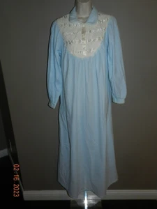 Camisón para mujer Gilligan O'Malley de colección M encaje recortado azul semi transparente satinado nuevo - Imagen 1 de 5