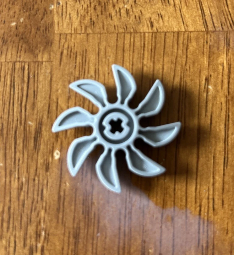LEGO Technic Part 8-Blade Propeller Engine Fan #41530 Light Gray - Image 1 of 1