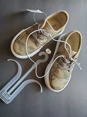 New Falls Creek Kids Toddler Boy Camo Slip On Shoes Size 6 - Image 1 of 4