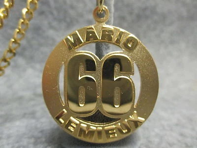 NOS Pittsburgh Penguins Hockey Mario Lemieux 66 Gold Plated Pendant w/ Chain PDI - Image 1 of 4