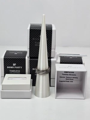 Anillo de madera Bomb Party Timeless Moments titanio y barril de whisky nuevo con etiquetas talla 10 Foto 1 de 3