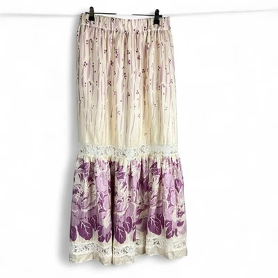 Maxi Falda de Seda Pequeña Púrpura Floral Boho Cottagecore Ribete de Encaje Calypso St. Barth Foto 1 de 4