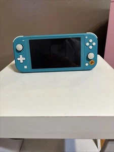 Consola de juegos portátil Nintendo Switch Lite edición Animal Crossing con Pokémon - Imagen 1 de 3