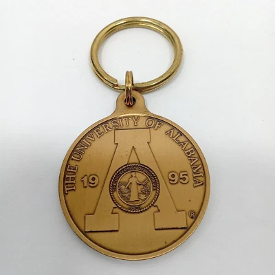 Universidad de Alabama Marea Carmesí Fútbol Tono Bronce Moneda Llavero 1995 Foto 1 de 4