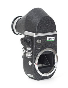 Leica Visoflex II with Prism Viewfinder No.0007