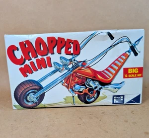 MPC Chopped Mini 1/8 Scale Model Kit Zingers Series, vintage minibike chopper - Foto 1 di 16