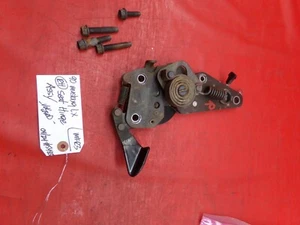87-93 FORD MUSTANG RIGHT R PASSENGER SEAT RECLINE FOLD OUTER HINGE RELEASE LATCH - Picture 1 of 10