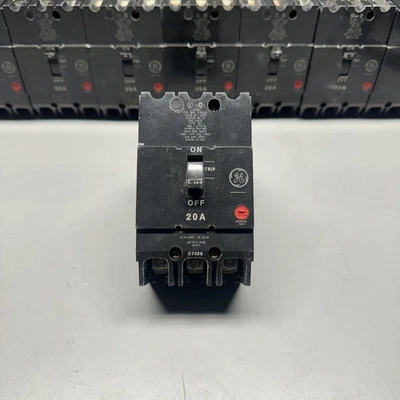 1 GE 20 Amp Bolt-On Circuit Breaker 3 Pole 480/277 VAC TEY320 Nice Condition - image 1 of 4