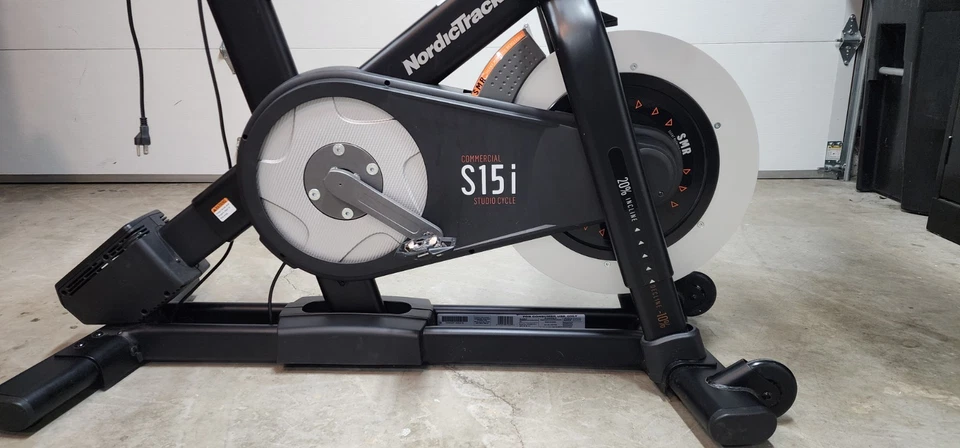 Bicicleta de Ejercicio NordicTrack Comercial S15i Studio SOLO RECOGIDA Foto 1 de 4