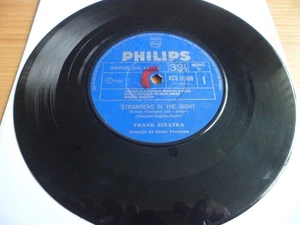 FRANK SINATRA: STRANGERS IN THE NIGHT / DOWNTOWN 1966 PHILIPS 33RPM VG+/VG RARE - Picture 1 of 1
