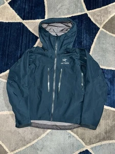 Arc’Teryx Mens Alpha SV Gore-Tex Pro Jacket Sz XS - Picture 1 of 12