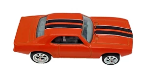 Hot Wheels 1969 Chevy Camaro Muscle Car in Hugger Orange / Larry's Garage - Bild 1 von 5