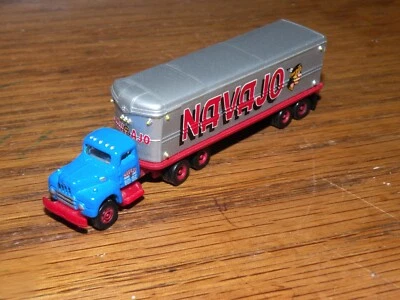 Mini Metals HO Scale Navajo IH R-190 Semi-Tractor/32' Trailer Set #31133 1950's - Image 1 of 4