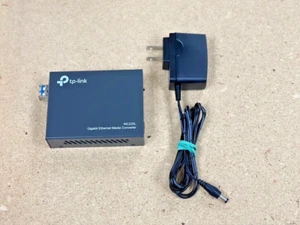TP-Link MC220L Gigabit Ethernet SFP Media Converter 1000 Mbps RJ45 to SFP - Picture 1 of 2