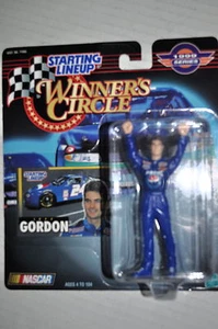 1999 JEFF GORDON STARTING LINEUP SLU PEPSI WINNERS CIRCLE FIGURE NASCAR NIB - Picture 1 of 4