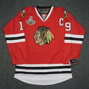 Chicago Blackhawks Jersey Adult Large 52 Reebok CCM Jonathan Toews Stanley Cup - Picture 1 of 15