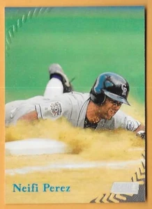 NEIFI PEREZ COLORADO ROCKIES #209 - TOPPS STADIUM CLUB CASI NUEVO-COMO NUEVO 1998 - Imagen 1 de 2