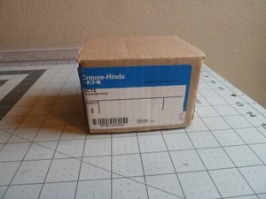 Box of 5 Crouse-Hinds Eaton GCT2 Studs - 3/8"-16 -- 0.87" Length x 2.25" Height - Picture 1 of 8