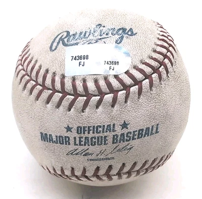 2012 Baseball Dexter Fowler Jason Marquis Padres @ Rockies MLB AUTHENTICATED - Image 1 of 4