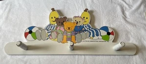 Vintage 1992 Bananas in Pyjamas Wall Hook Garment Rack – ABC Merchandise - Picture 1 of 3