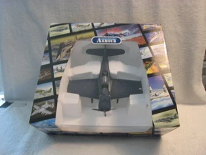 Armour 1/48 Douglas DB1 Dauntless Diver Bomber - Picture 1 of 8