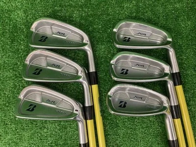 Bridgestone JGR FORGED Iron #5-9.P(6Clubs)/Tour/Flex:R/Ironset - Image 1 of 4