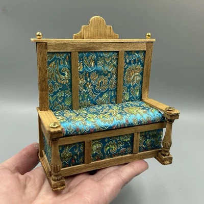 Vintage Dolls House Miniature 1:12 Settle Bench UK Artisan Linda Storey - Image 1 of 4