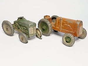 2 X UNBRANDED DIECAST TRACTORS - Picture 1 of 11