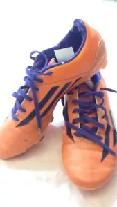 ADIDAS - Fußballschuhe - Nummer ist nicht mehr ablesbar ca. 24 cm lang GEBRAUCHT - Bild 1 von 12