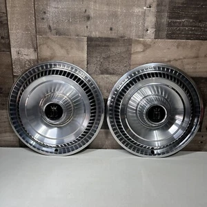 Pair (2) 1967 Ford LTD 15" Hubcaps Wheel Covers 67 1960’s OEM Vintage - Foto 1 di 20