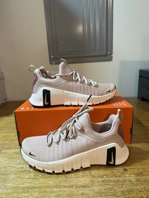 Women's Size 9-Nike Free Metcon 6 (HF1208-600) Sneaker Trainer Pink Sports - Image 1 of 4